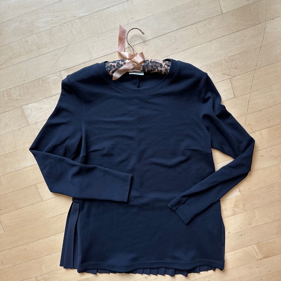 Like New AKRIS punto Black tunic, 6, G1253 - Picture 2 of 4